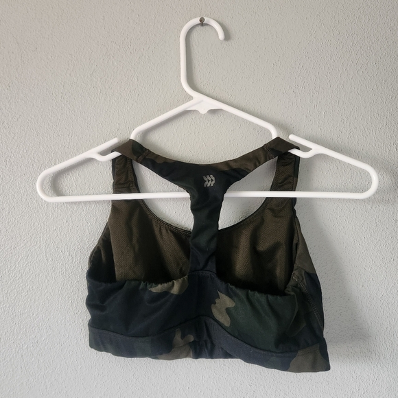 All in Motion Sports Bra - Picture 4 of 6